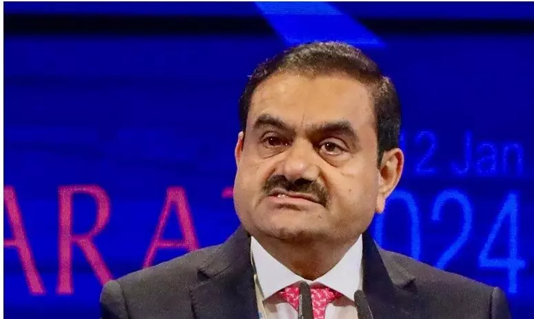 LIC ने अडानी में निवेश से किया इनकार; कांग्रेस ने PAC जांच की मांग की LIC ने अडानी में निवेश से किया इनकार; कांग्रेस ने PAC जांच की मांग की