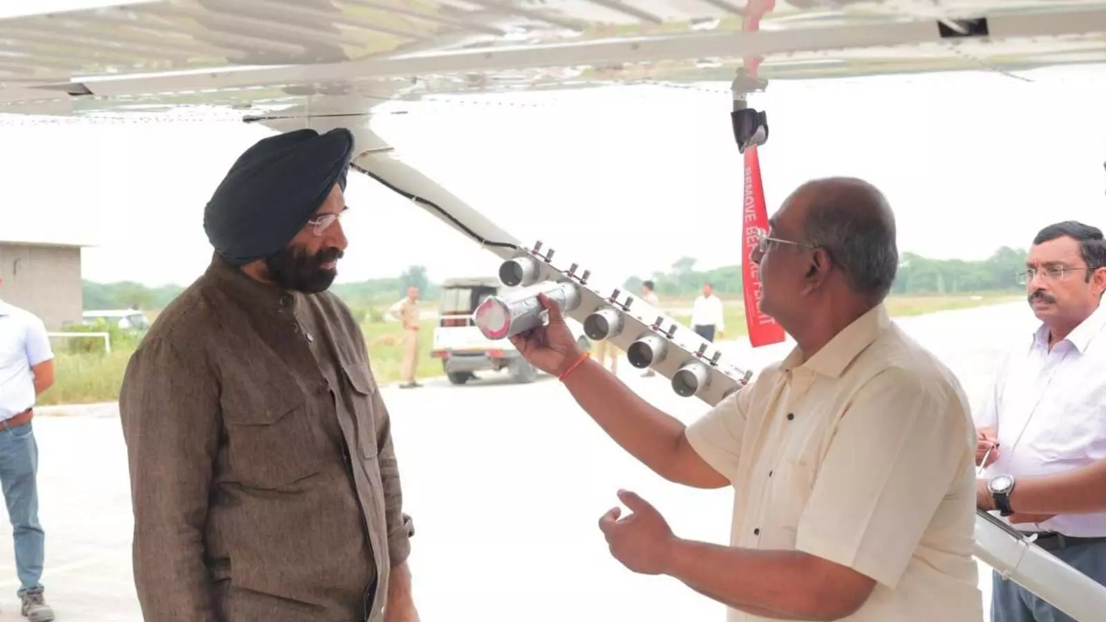 दिल्ली में क्लाउड सीडिंग का ट्रायल: उम्मीद से हकीकत तक, उठे सवाल