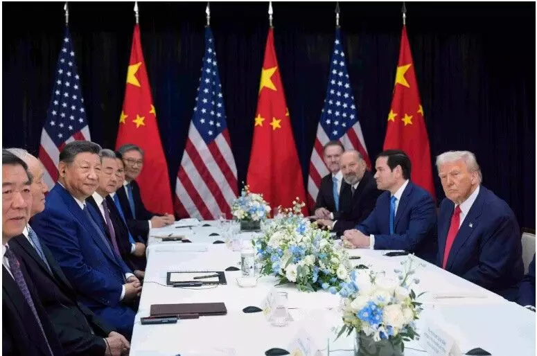 ट्रंप ने चीन के सामान पर घटाया टैरिफ, जिनपिंग से मुलाकात के बाद टैरिफ घटाकर 47% किया ट्रंप ने चीन के सामान पर घटाया टैरिफ, जिनपिंग से मुलाकात के बाद टैरिफ घटाकर 47% किया