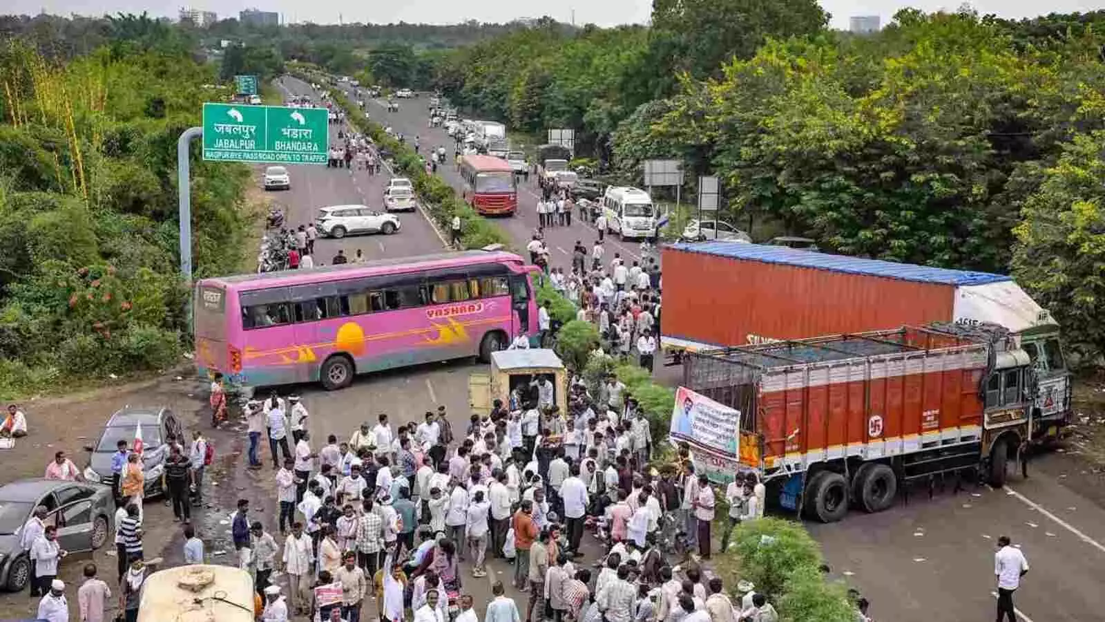 जब वादे पूरे नहीं हुए: महाराष्ट्र के किसान और दिवाली के बाद का विद्रोह ! जब वादे पूरे नहीं हुए: महाराष्ट्र के किसान और दिवाली के बाद का विद्रोह !