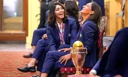 जब जीत में झलकती है विनम्रता: कैसे भारतीय महिला टीम ने बदली सफलता की परिभाषा?