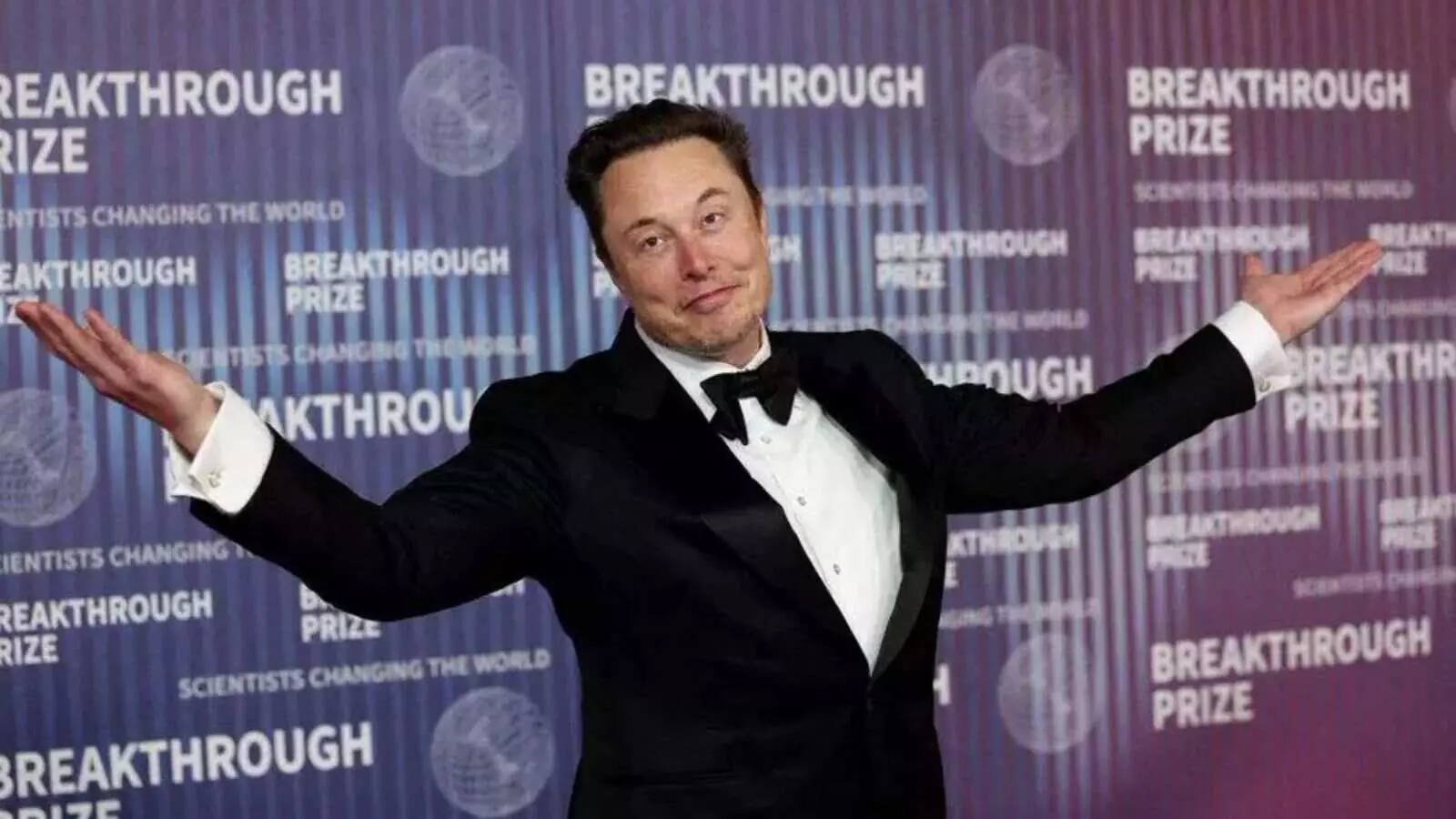 एलोन मस्क बन सकते हैं दुनिया के पहले ट्रिलियनेयर, टेस्ला शेयरधारकों ने दी हरी झंडी एलोन मस्क बन सकते हैं दुनिया के पहले ट्रिलियनेयर, टेस्ला शेयरधारकों ने दी हरी झंडी