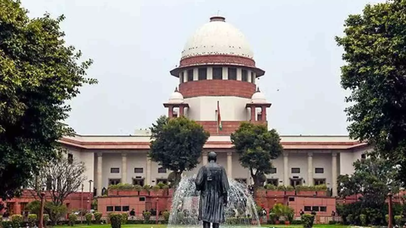 SC का आदेश: एयर इंडिया क्रैश में पायलट को नहीं ठहराया जाएगा जिम्मेदार SC का आदेश: एयर इंडिया क्रैश में पायलट को नहीं ठहराया जाएगा जिम्मेदार