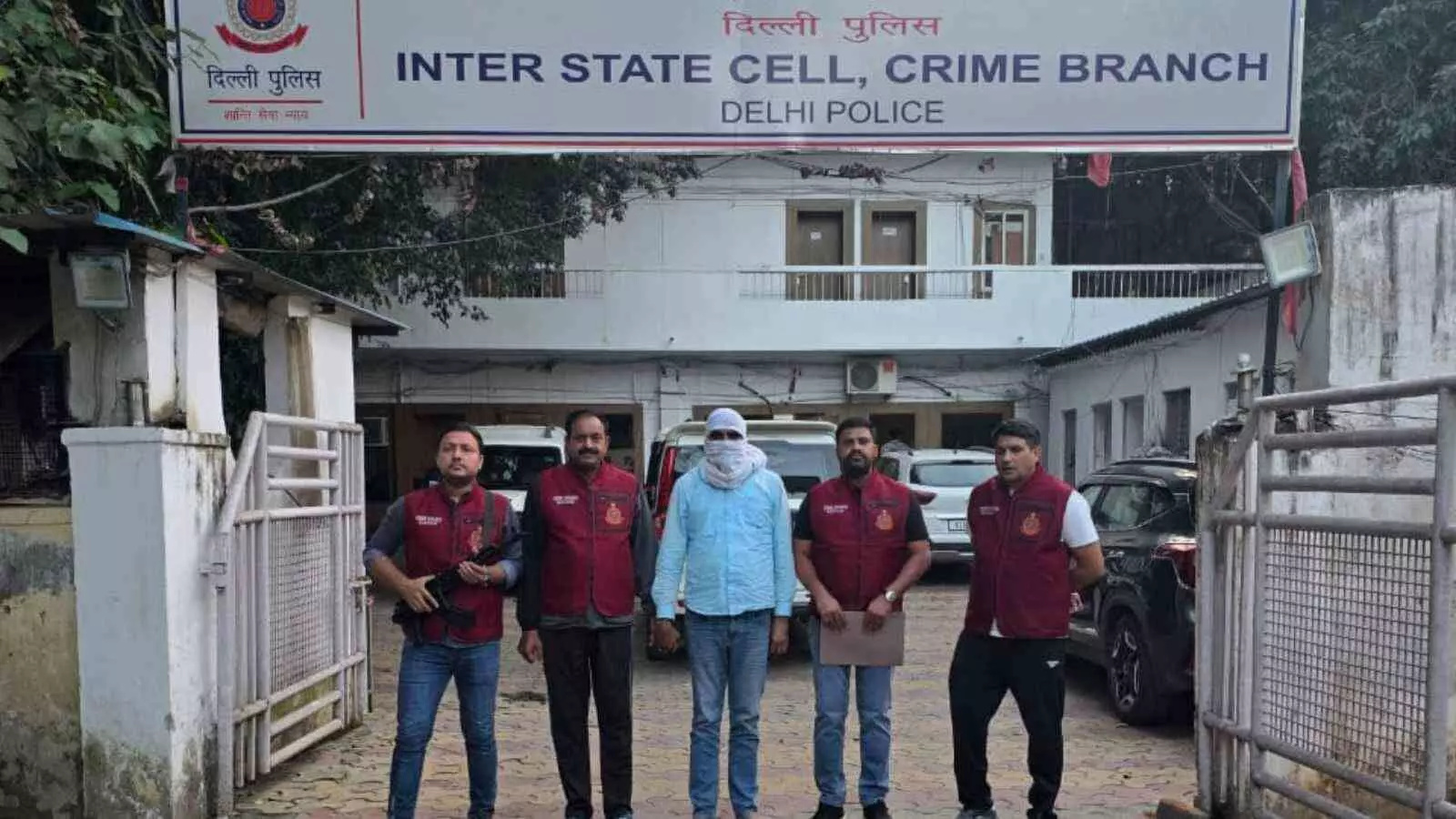 पत्नी की हत्या को ख़ुदकुशी में बदलने का किया प्रयास, 15 साल बाद गिरफ्तार पत्नी की हत्या को ख़ुदकुशी में बदलने का किया प्रयास, 15 साल बाद गिरफ्तार