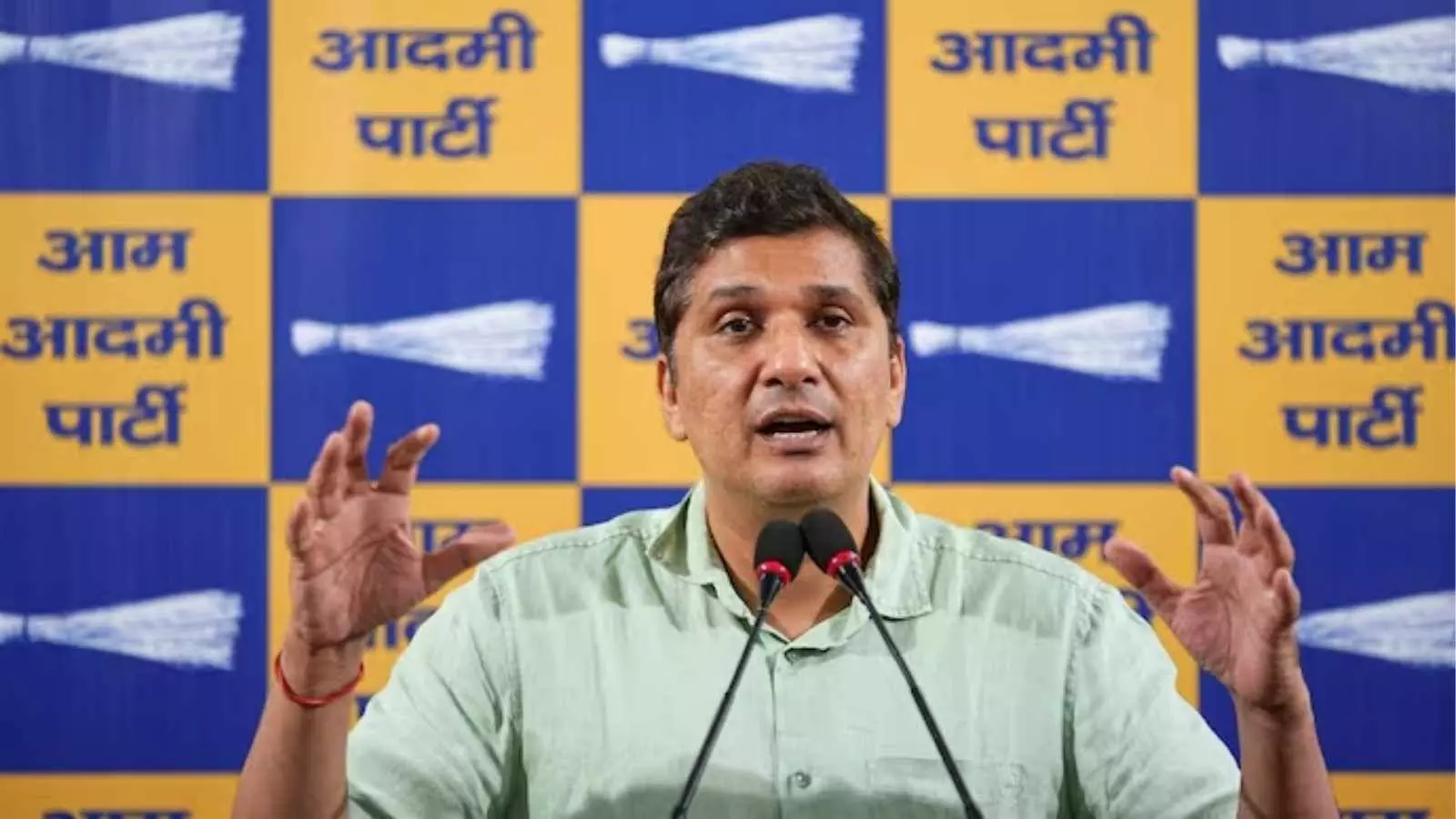 आप नेता सौरभ भारद्वाज का आरोप: भाजपा ने बिहार में वोट चोरी कराये आप नेता सौरभ भारद्वाज का आरोप: भाजपा ने बिहार में वोट चोरी कराये