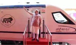 आज वाराणसी से 4 वंदे भारत ट्रेनों को हरी झंडी दिखाएंगे पीएम मोदी