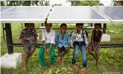 धरणई में सौर ऊर्जा की एक किरण भी नहीं बची : बिहार के पहले सोलर गांव की जमीनी हकीकत