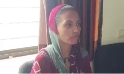 गुजरात की मुस्लिम महिला ने विरोध और कानूनी लड़ाई के बाद फिर पाई सरपंच की कुर्सी