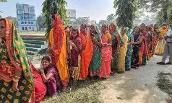 नीति बनाम पहचान: 2025 का बिहार चुनाव तय करेगा लोकतंत्र की दिशा