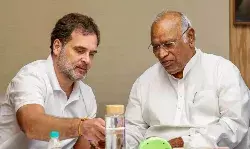 बिहार चुनाव में हार की समीक्षा में जुटी कांग्रेस, वोट चोरी आरोप पर और आक्रामक हुई