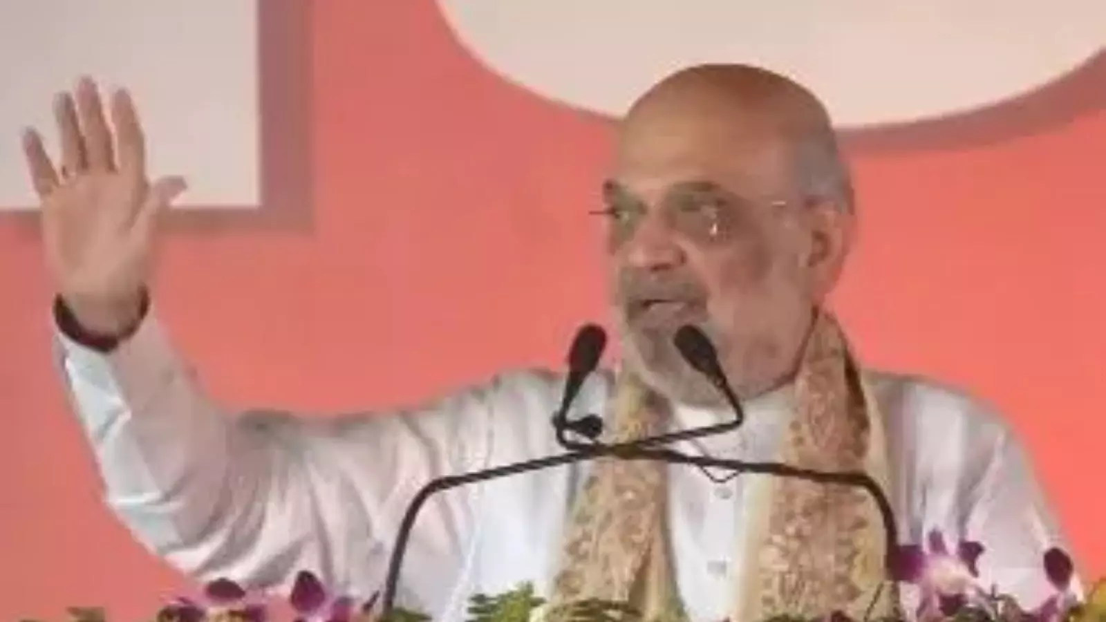 गृह मंत्री अमित शाह का मलयालम में जवाब, राजनीतिक हलकों में हलचल तेज गृह मंत्री अमित शाह का मलयालम में जवाब, राजनीतिक हलकों में हलचल तेज