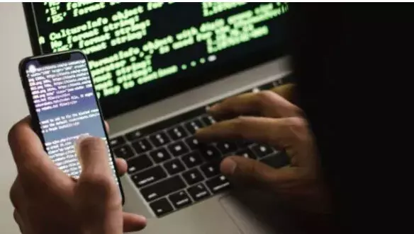 दिल्ली में 71 साल की बुजुर्ग महिला 24 घंटे तक रही डिजिटल अरेस्ट, लखनऊ से 6 गिरफ्तार दिल्ली में 71 साल की बुजुर्ग महिला 24 घंटे तक रही डिजिटल अरेस्ट, लखनऊ से 6 गिरफ्तार