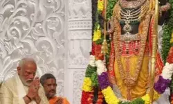 ध्वजारोहण समारोह से होगा मिशन यूपी की रणनीति का आग़ाज़ ?  हिंदुत्व+सुशासन के नैरेटिव से चुनावी तैयारियों को धार दे सकती है बीजेपी