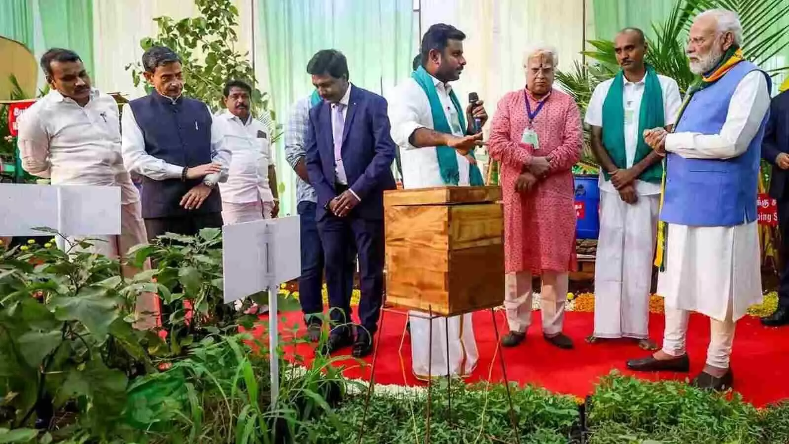 मोदी के दौरे पर स्टालिन की गैरमौजूदगी से गैर-राजनीतिक कृषि सम्मेलन हुआ राजनीतिक मोदी के दौरे पर स्टालिन की गैरमौजूदगी से गैर-राजनीतिक कृषि सम्मेलन हुआ राजनीतिक