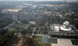 चंडीगढ़ पर नियंत्रण के लिए एल-जी नियुक्त करने का विधेयक लाने का केंद्र का प्रस्ताव; AAP और कांग्रेस ने किया विरोध