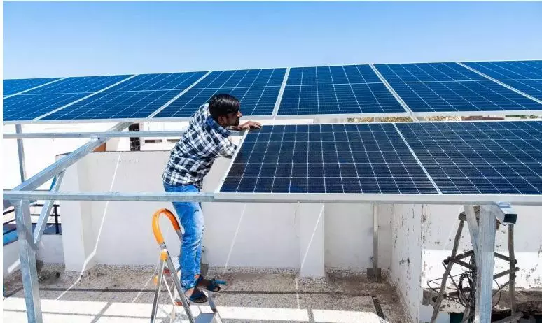 कर्नाटक में मुफ्त बिजली से सोलर सब्सिडी योजना को झटका कर्नाटक में मुफ्त बिजली से सोलर सब्सिडी योजना को झटका