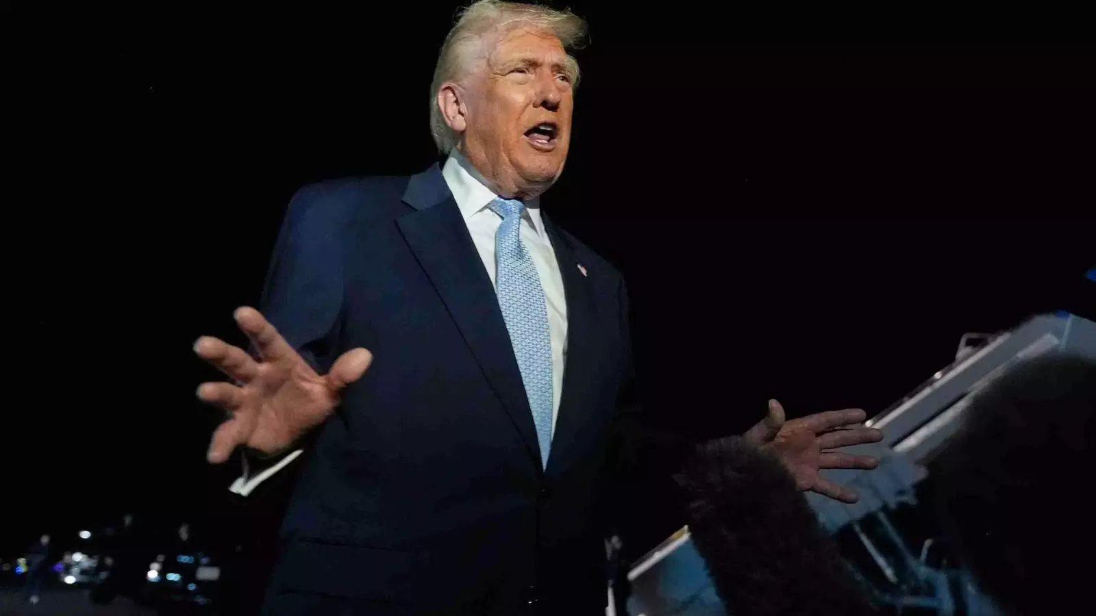 राष्ट्रपति डोनाल्ड ट्रंप का दावा, टैरिफ की धमकी से रोके 5 जंग