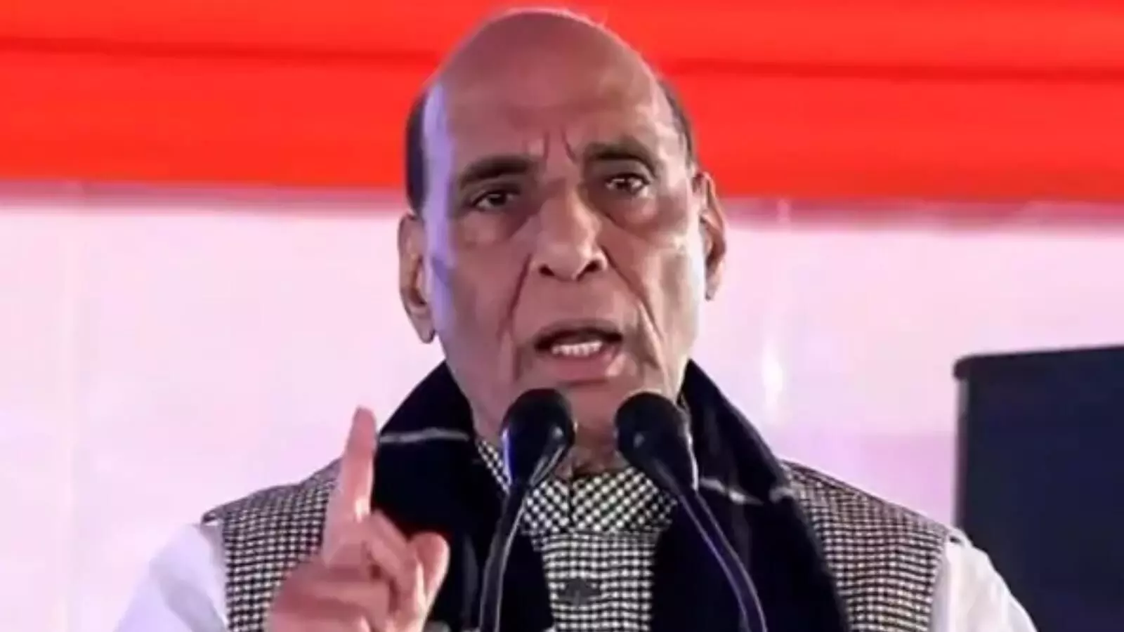 रक्षा  मंत्री राजनाथ सिंह : सीमाएँ बदलती हैं, सिंध फिर भारत में आ सकता है !