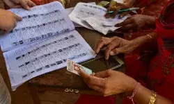 NOIDA: महिला अध्यापिका ने BLO पद से दिया इस्तीफा, लिखा – अब मेरे से नहीं होगा काम