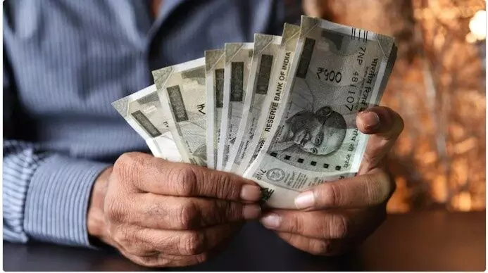 नए लेबर कोड से घट जाएगी आपकी टेक-होम सैलरी, अब PF और ग्रेच्युटी का ज्यादा पैसा कटेगा