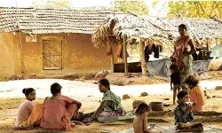 माओवाद के खत्म होने के साथ ही, कमज़ोर आदिवासियों का भविष्य अनिश्चित