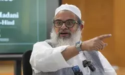 अदालतें दबाव में? मदनी बोले—SC को सुप्रीम कहने का हक नहीं