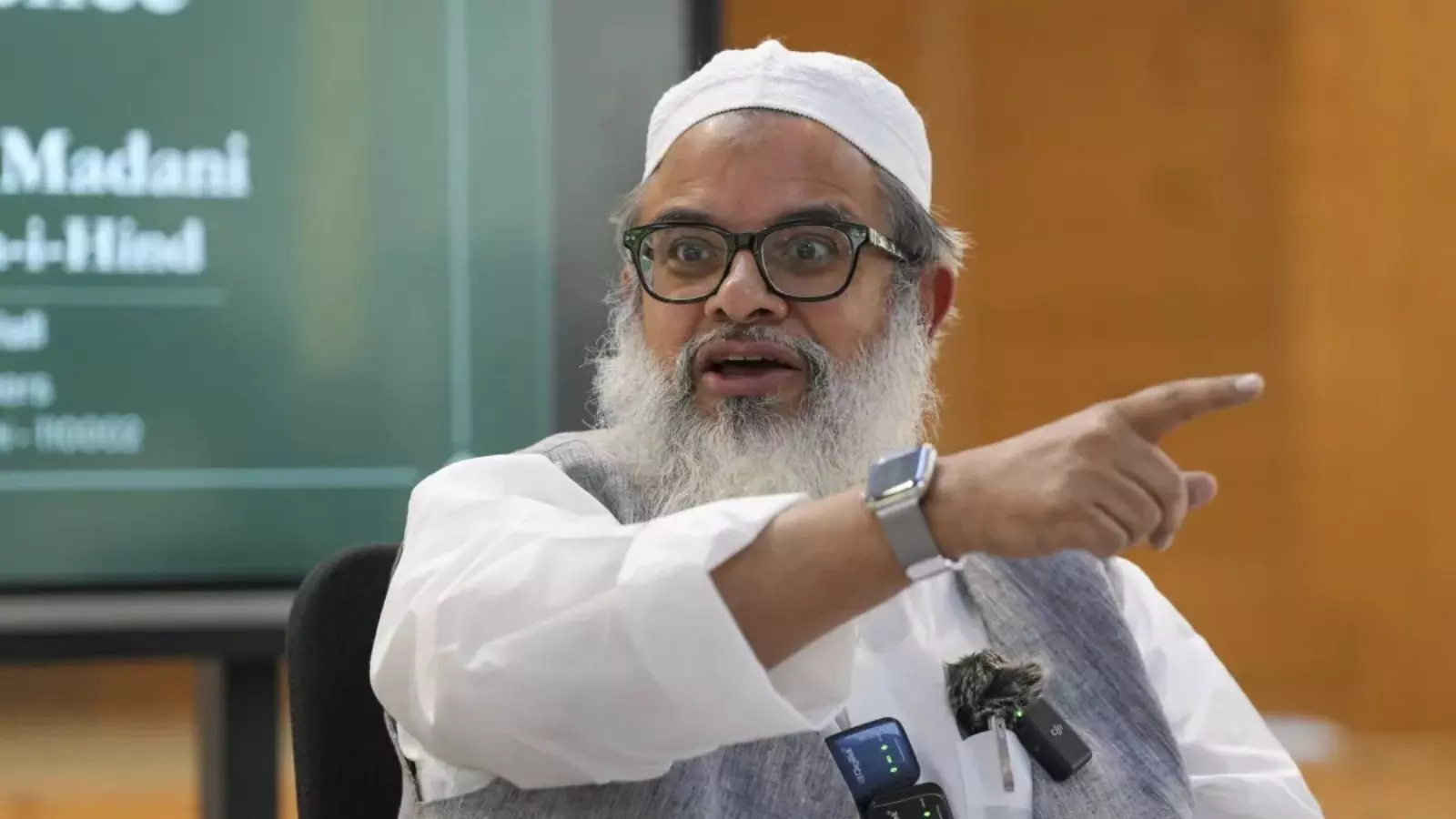 अदालतें दबाव में? मदनी बोले—SC को सुप्रीम कहने का हक नहीं अदालतें दबाव में? मदनी बोले—SC को सुप्रीम कहने का हक नहीं