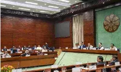 कल से संसद का शीतकालीन सत्र : सरकार सुधार अभियान के लिए तैयार, विपक्ष SIR मुद्दा उठाएगा