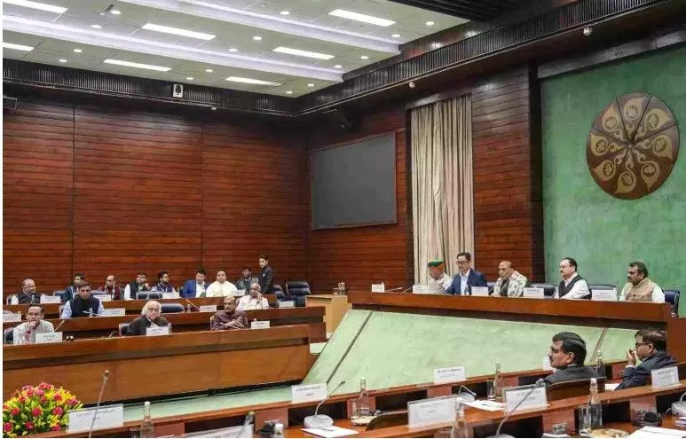 कल से संसद का शीतकालीन सत्र : सरकार सुधार अभियान के लिए तैयार, विपक्ष SIR मुद्दा उठाएगा