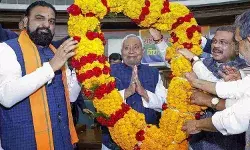 बिहार में शराबबंदी के बढ़ते कैश फ्लो के पीछे एक टूटती नैतिक व्यवस्था है