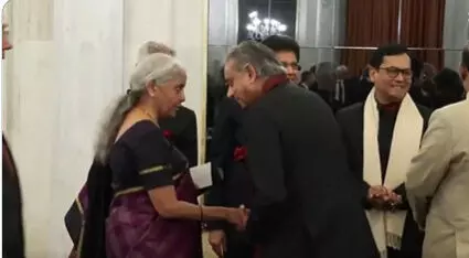 थरूर से प्यार, राहुल-खरगे को इनकार ! पुतिन के सम्मान में हुए डिनर के निमंत्रण को लेकर विवाद थरूर से प्यार, राहुल-खरगे को इनकार ! पुतिन के सम्मान में हुए डिनर के निमंत्रण को लेकर विवाद