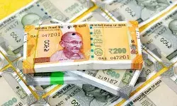 8वां वेतन आयोग बना सरकार की बड़ी चुनौती, 9 लाख करोड़ तक बढ़ सकता है अतिरिक्त भार