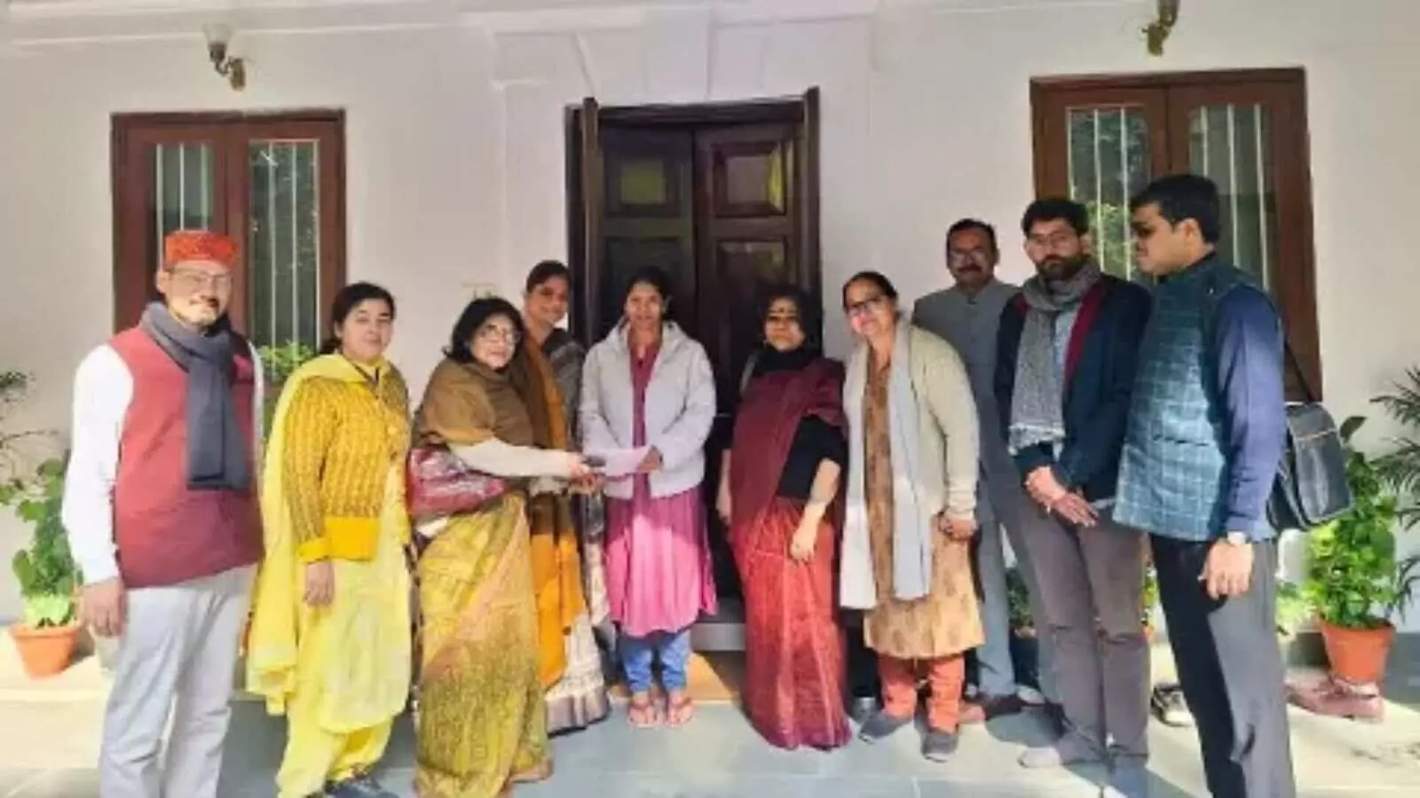 HECI बिल: विरोध में शिक्षक और छात्र, गैर BJP सांसदों से समर्थन की मांग HECI बिल: विरोध में शिक्षक और छात्र, गैर BJP सांसदों से समर्थन की मांग