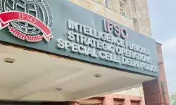 साइबर फ्रॉड पर शिकंजा :ट्रांसनेशनल साइबर फ्रॉड गिरोह पर दिल्ली पुलिस का बड़ा छापा