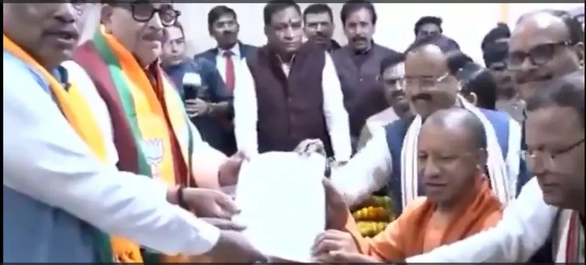 पंकज चौधरी का यूपी बीजेपी अध्यक्ष पद बनना तय, सीएम योगी की मौजूदगी में भरा पर्चा पंकज चौधरी का यूपी बीजेपी अध्यक्ष पद बनना तय, सीएम योगी की मौजूदगी में भरा पर्चा