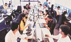 सप्ताह में चार दिन काम का फॉर्मूला: श्रम मंत्रालय ने बताई पूरी तस्वीर