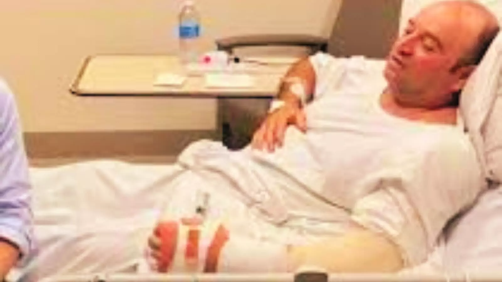 बॉन्डी बीच हमले में जान बचाने वाला ‘हीरो’ कौन है अहमद अल अहमद बॉन्डी बीच हमले में जान बचाने वाला ‘हीरो’ कौन है अहमद अल अहमद