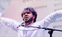 बांग्लादेश में हंगामा: छात्र नेता की मौत के बाद बवाल, ढाका में प्रदर्शन और आगजनी