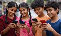 क्या 16 साल से कम उम्र के बच्चों के लिए भारत में भी हो सकता है सोशल मीडिया बैन?