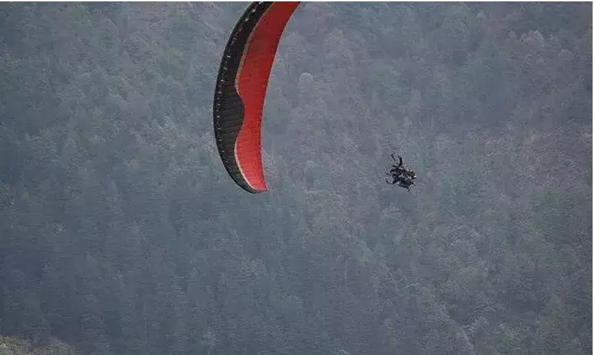 हिमाचल के बीड़-बिलिंग में पैराग्लाइडिंग हादसे में पायलट की मौत