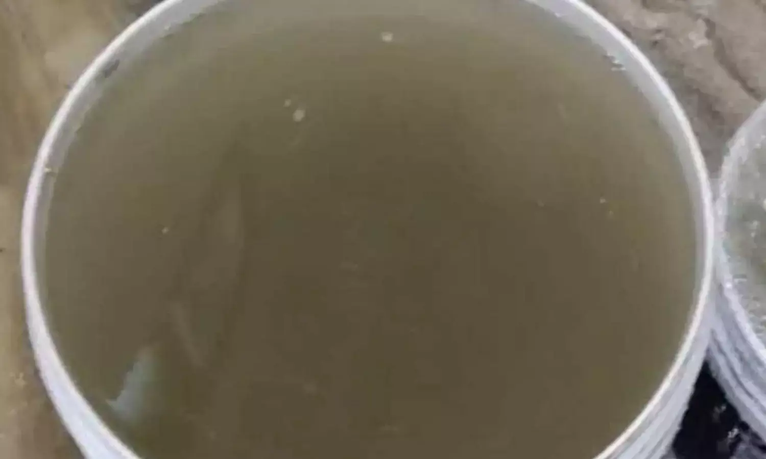 दिल्ली में नलों से टपक रही मौत ! पानी पर देवेंद्र यादव का हल्ला बोल