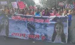 धामी सरकार के गले पड़ा VIP, अंकिता भंडारी मर्डर केस में विरोध प्रदर्शनोंं से घिरी सरकार
