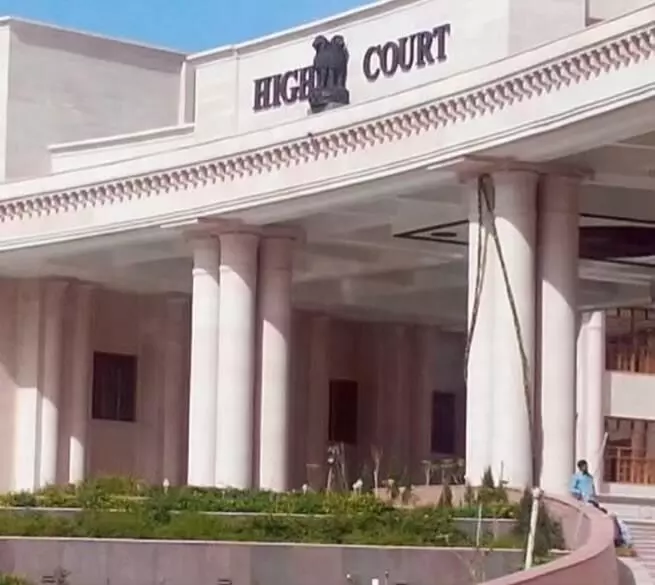 स्कूलों के बाहर लगने वाले जाम पर हाई कोर्ट सख्त, छह स्कूलों को नोटिस स्कूलों के बाहर लगने वाले जाम पर हाई कोर्ट सख्त, छह स्कूलों को नोटिस