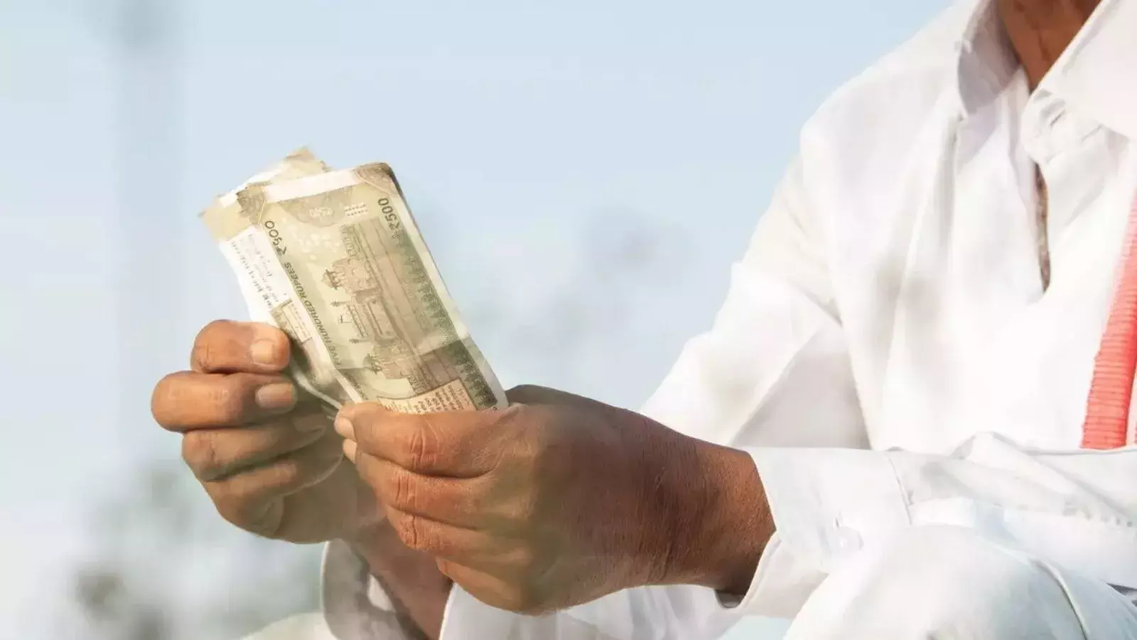 नीति आयोग का चौंकाने वाला दावा! 7 साल में किसानों की आय दोगुनी