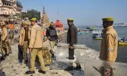 मणिकर्णिका घाट मामले में फ़र्ज़ी तस्वीरें शेयर करने पर सांसद संजय सिंह, पप्पू यादव समेत आठ को नोटिस