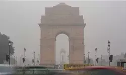 दिल्ली-एनसीआर में हटाई गई GRAP-4 की पाबंदियां, हवा की क्वालिटी में मामूली सुधार