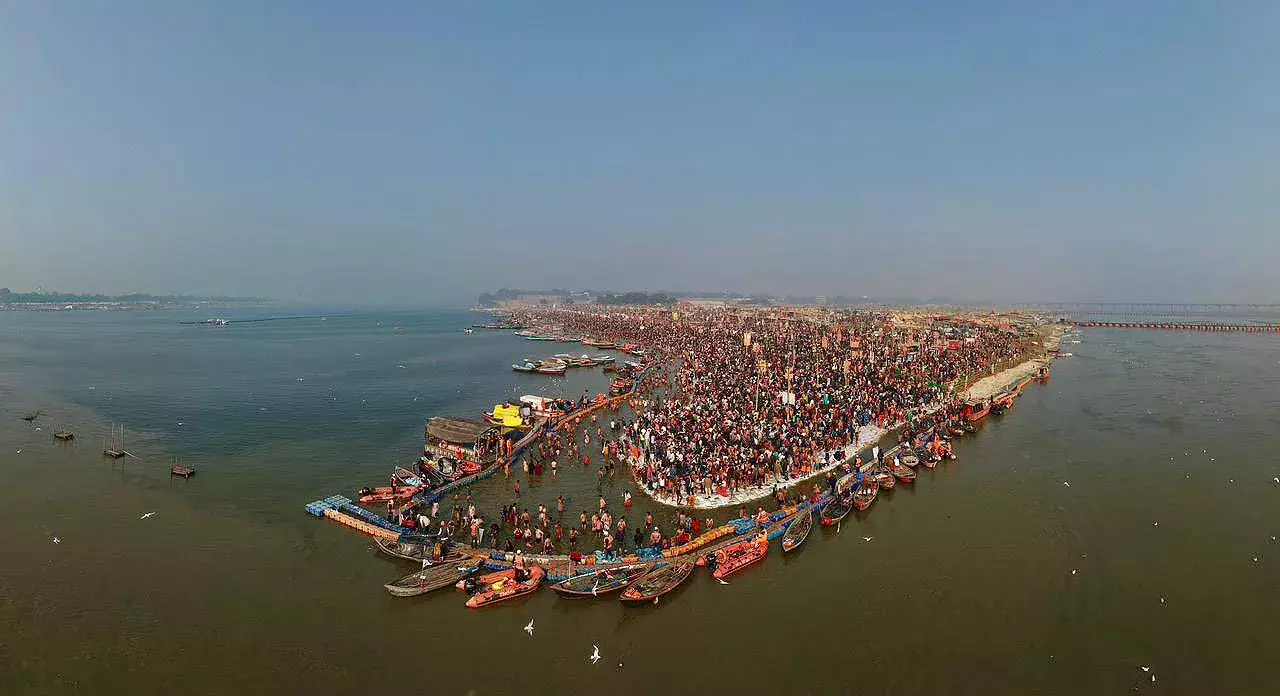 प्रयागराज माघ मेले में टूटा महाकुम्भ का रिकॉर्ड, वसंत पंचमी पर 3.56 करोड़ श्रद्धालुओं ने लगाई डुबकी