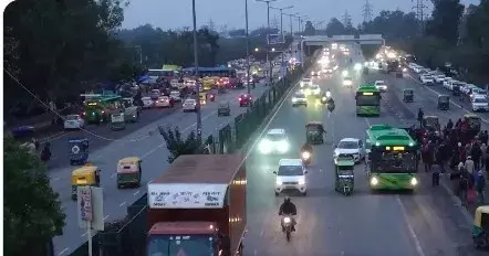 दिल्ली-NCR में एक ही दिन में 11 डिग्री लुढ़क गया पारा, 26 जनवरी तक बदला रहेगा मौसम का मिजाज