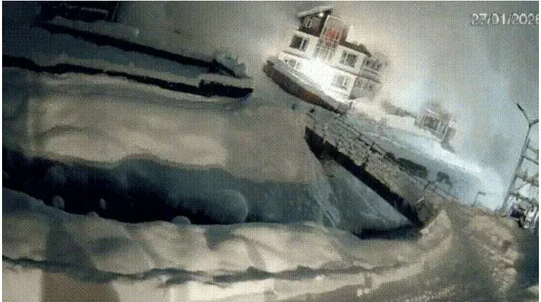 J&K के सोनमर्ग में आया विराट एवलॉन्च, सेकंडों में ढक गया रिजॉर्ट; CCTV कैमरे में कैद