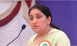 अजित पवार की पत्नी को डिप्टी सीएम बनाने के लिए गोलबंदी, NCP के वरिष्ठ नेताओं ने सुनेत्रा का नाम आगे किया